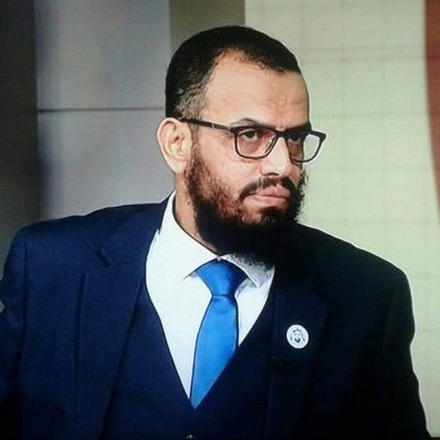 نائب رئيس الإنتقالي: من يحرص أنصار الشرعية على تسميتهم قوات خارج القانون هي من تقوم بتأمين عدن!