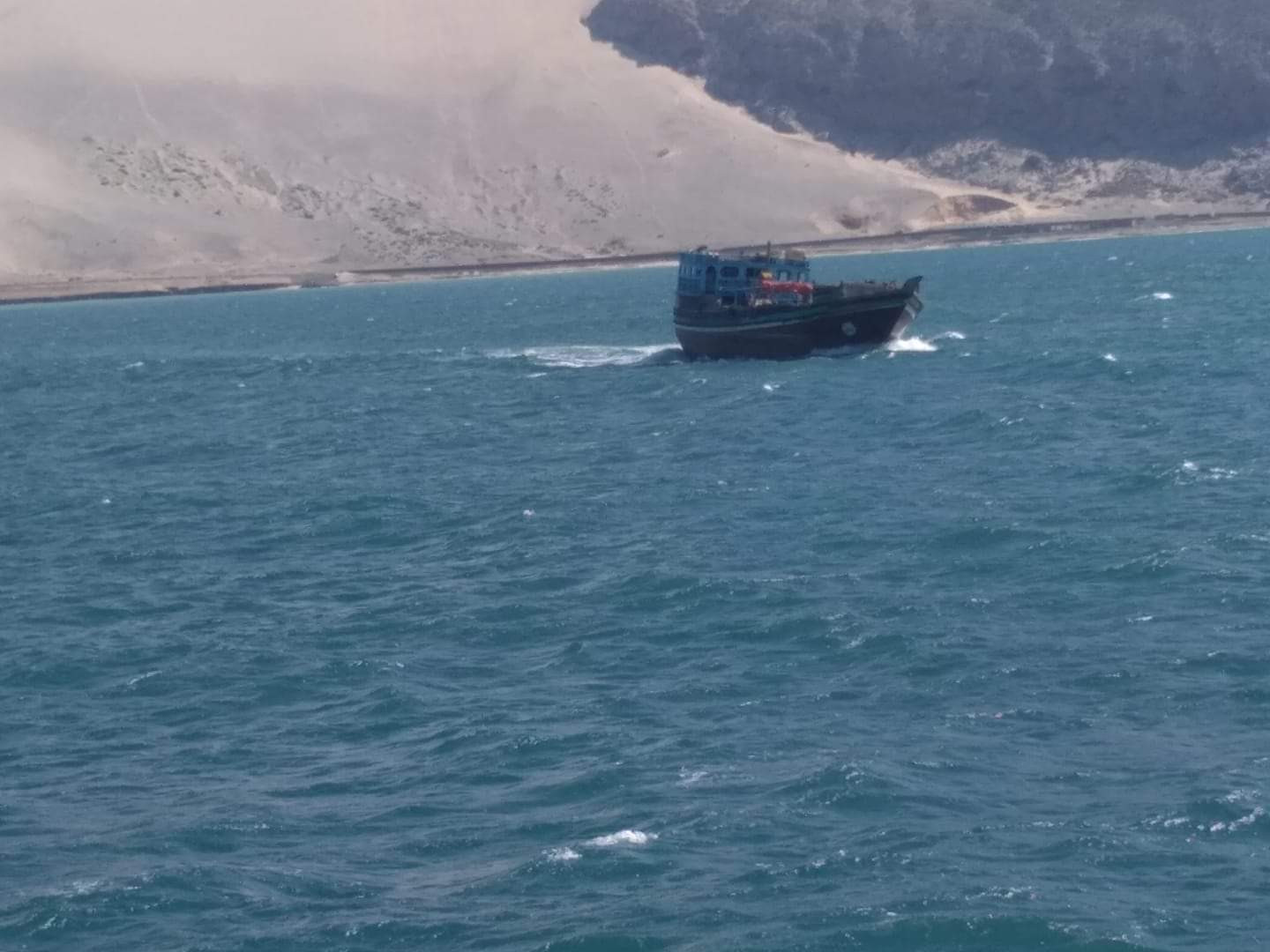 عاجل : محافظ سقطرى يوجه قوات خفر السواحل بهذا الاجراء