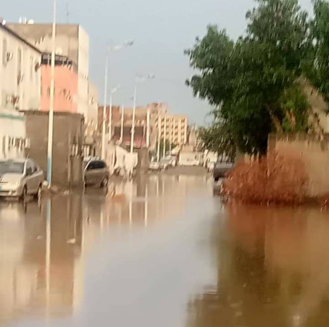 تضرر أكثر من 3 آلاف أسرة جرّاء الأمطار الغزيرة ب4 محافظات يمنية