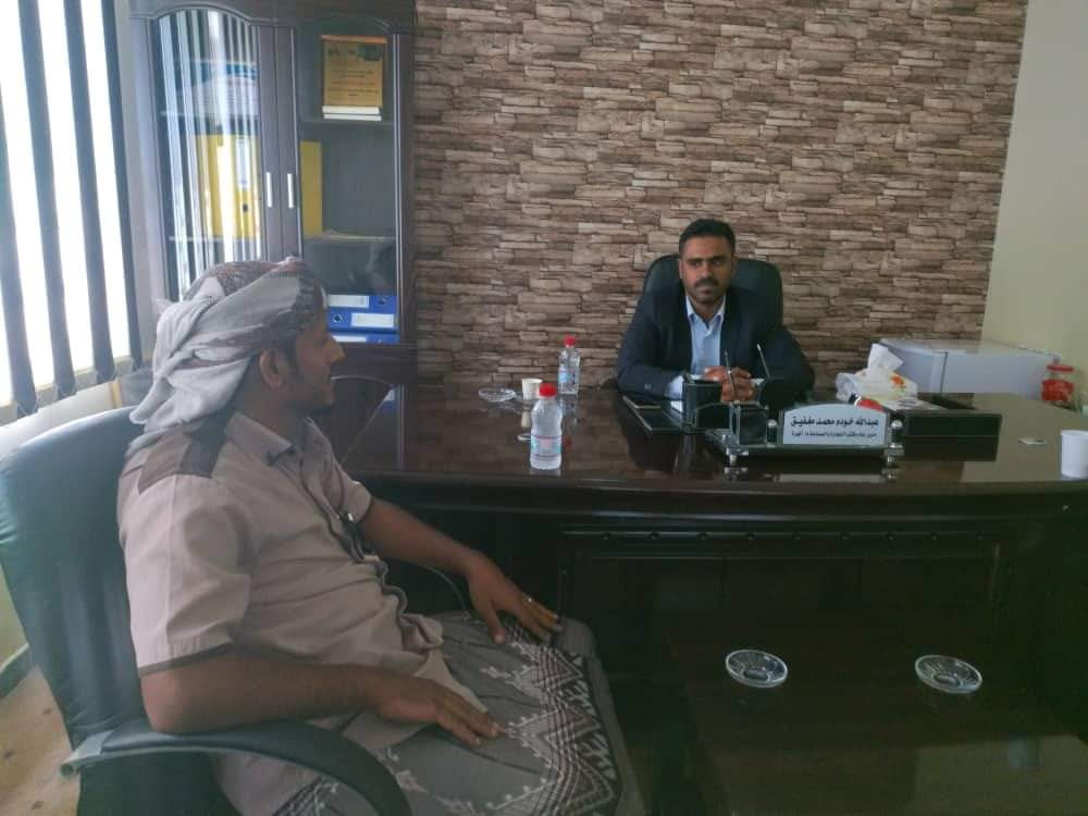 مدير عام مكتب الصناعة والتجارة بمحافظة المهره يلتقي بمدير الصناعة بمديرية سيحوت